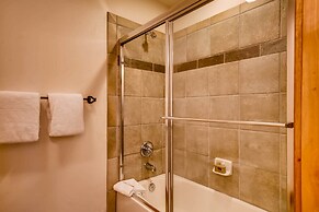 Town Pointe C302 3 Bedroom Condo by RedAwning