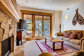 Town Pointe C302 3 Bedroom Condo by RedAwning