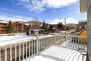 Old Town Retreat 5 Bedroom Home by RedAwning