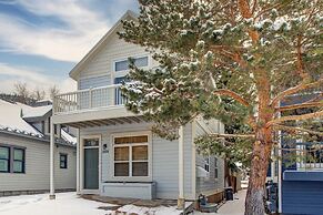 Old Town Retreat 5 Bedroom Home by RedAwning