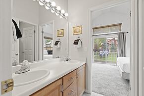 Old Town Retreat 5 Bedroom Home by RedAwning