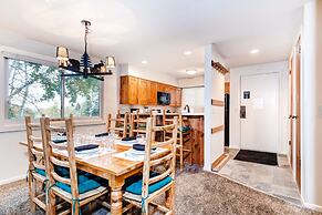 Snow Flower 150 2 Bedroom Condo by RedAwning