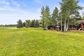 Fairway Village 2919 4 Bedroom Townhouse by RedAwning