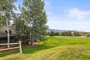 Fairway Village 2919 4 Bedroom Townhouse by RedAwning