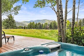 Fairway Village 2919 4 Bedroom Townhouse by RedAwning