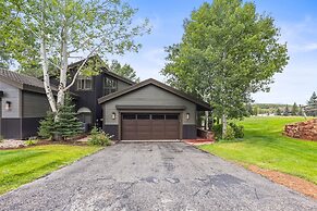 Fairway Village 2919 4 Bedroom Townhouse by RedAwning