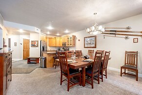 Town Pointe A202 3 Bedroom Condo by RedAwning