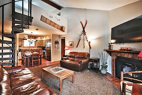 Snow Flower 073 2 Bedroom Condo by RedAwning