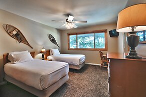 Snow Flower 073 2 Bedroom Condo by RedAwning