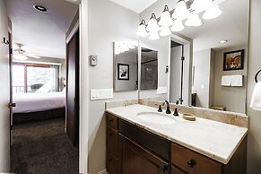 Snow Flower 073 2 Bedroom Condo by RedAwning