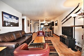 Snow Flower 104 2 Bedroom Condo by RedAwning