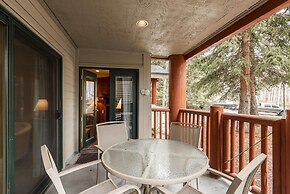 Snow Flower 042 1 Bedroom Condo by RedAwning