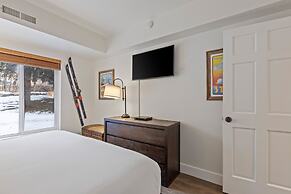 Park Station 216-1 1 Bedroom Condo by RedAwning