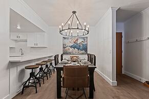 Park Station 216 2 Bedroom Condo by RedAwning