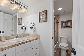 Park Station 216 2 Bedroom Condo by RedAwning