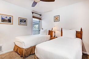 Snow Flower 152 2 Bedroom Condo by RedAwning