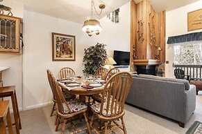 Snow Flower 154 2 Bedroom Condo by RedAwning