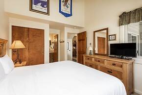 Snow Flower 154 2 Bedroom Condo by RedAwning