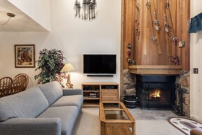 Snow Flower 154 2 Bedroom Condo by RedAwning