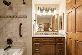 Snow Flower 154 2 Bedroom Condo by RedAwning