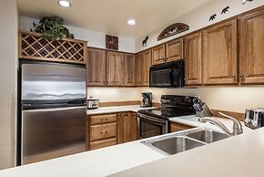 Snow Flower 154 2 Bedroom Condo by RedAwning