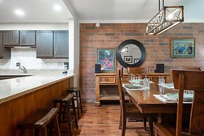 Park Station 111 1 Bedroom Condo by RedAwning