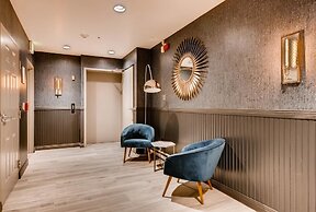 Lift Lodge 102 3 Bedroom Condo by RedAwning