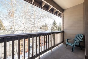 Snow Flower 127 2 Bedroom Condo by RedAwning