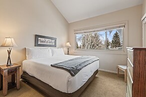 Snow Flower 127 2 Bedroom Condo by RedAwning