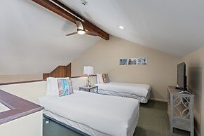 Snow Flower 127 2 Bedroom Condo by RedAwning