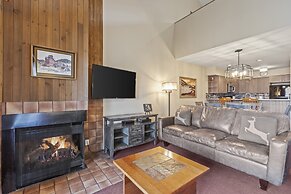 Snow Flower 127 2 Bedroom Condo by RedAwning