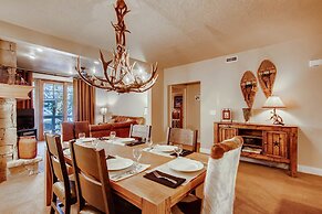 Town Pointe B203 3 Bedroom Condo by RedAwning