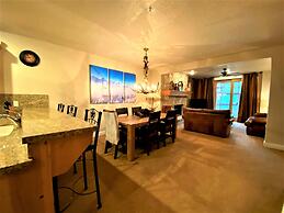 Town Pointe B203 3 Bedroom Condo by RedAwning