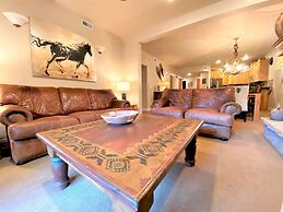 Town Pointe B203 3 Bedroom Condo by RedAwning