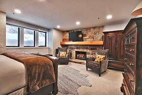 Aspen Hollow 6 5 Bedroom Townhouse by RedAwning