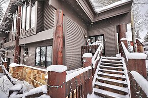 Aspen Hollow 6 5 Bedroom Townhouse by RedAwning