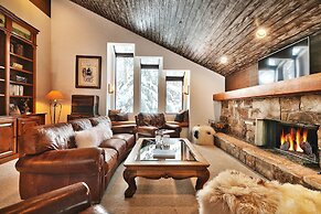 Aspen Hollow 6 5 Bedroom Townhouse by RedAwning