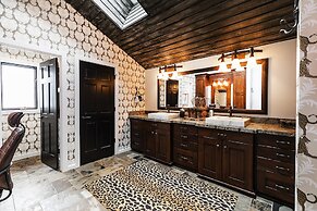 Aspen Hollow 6 5 Bedroom Townhouse by RedAwning