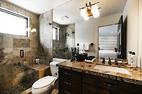 Aspen Hollow 6 5 Bedroom Townhouse by RedAwning