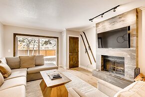 Park Station 213-1 1 Bedroom Condo by RedAwning