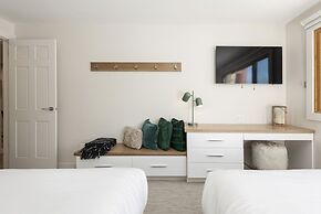 Snow Flower 024 2 Bedroom Condo by RedAwning