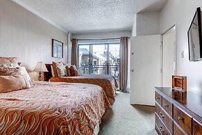 Edelweiss Haus 113 2 Bedroom Condo by RedAwning