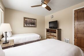 Snow Flower 113 2 Bedroom Condo by RedAwning