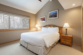 Snow Flower 158 3 Bedroom Condo by RedAwning