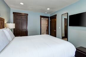 Lakeside 1629 3 Bedroom Townhouse by RedAwning