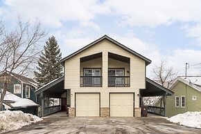 Empire Last Chair 4 Bedroom Townhouse by RedAwning