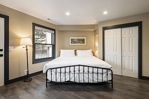 Empire Last Chair 4 Bedroom Townhouse by RedAwning