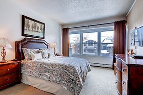 Edelweiss Haus 113a 1 Bedroom Condo by RedAwning