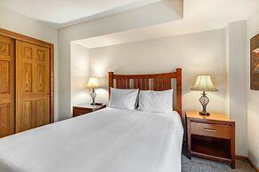 Park Station 247-1 1 Bedroom Condo by RedAwning