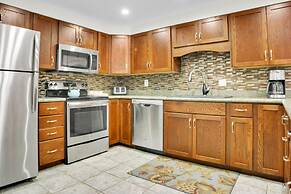 Park Station 113 2 Bedroom Condo by RedAwning